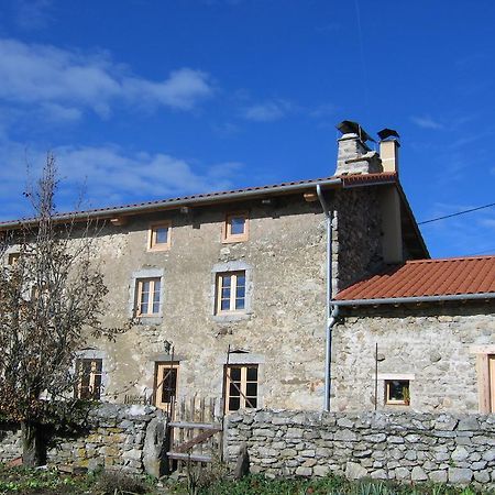 La Ferme Des Genets Bed and Breakfast Medeyrolles Εξωτερικό φωτογραφία